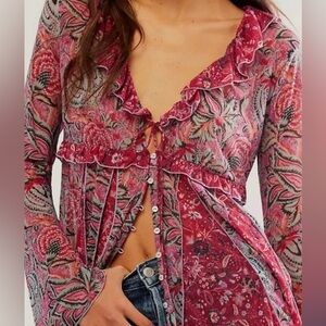 Adorable, flirty Free People Wildest Dreams Tunic